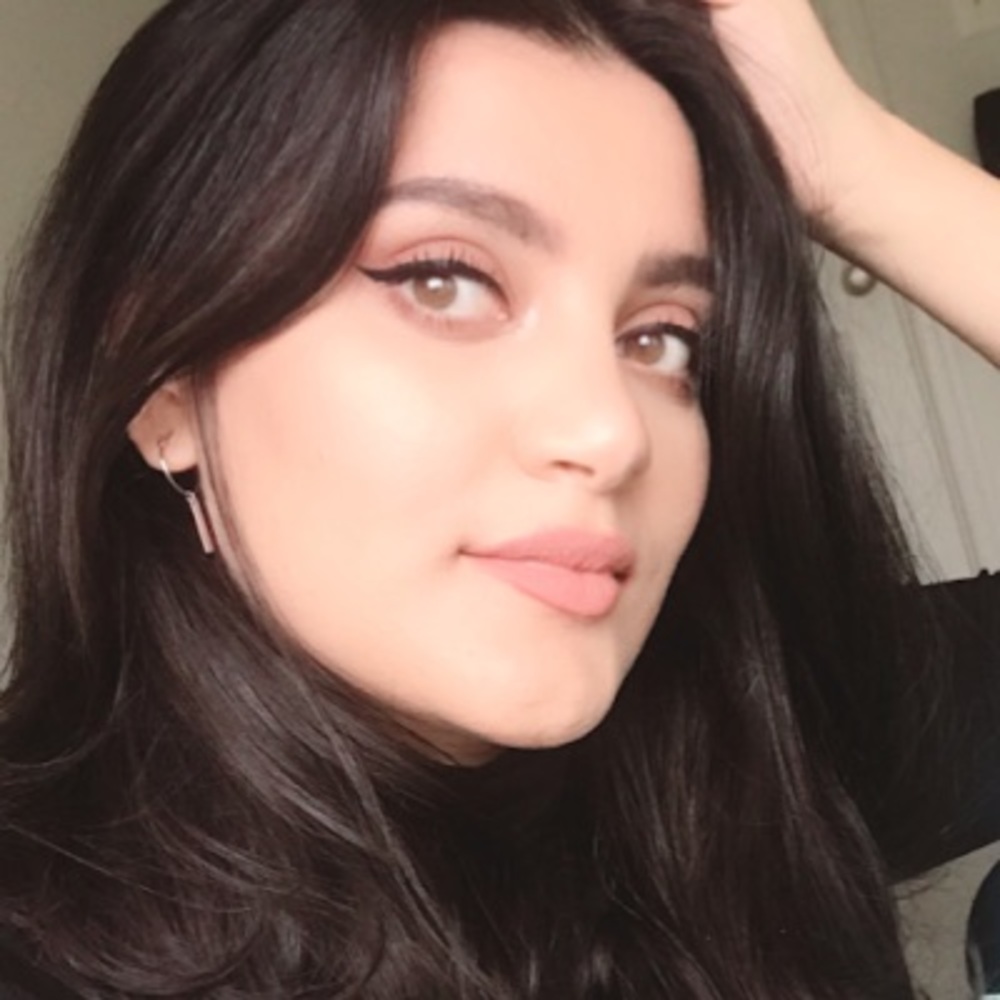 Meet your Posher, Aya habib -